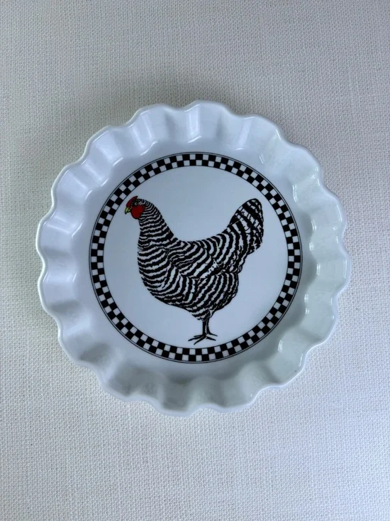 Department 56 "French Hens" Rooster Quiche Dish — Oven to Table Ceramic Bakeware - Picture 5 of 7